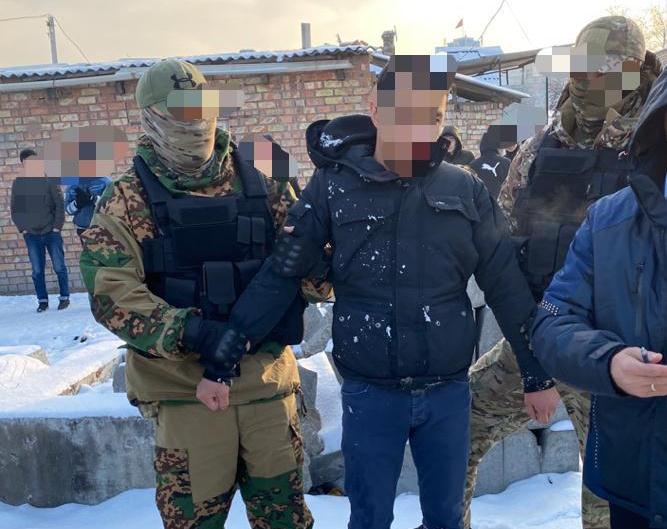 ГСБЭП: Оперативник Сокулукского РОВД попался при получении взятки