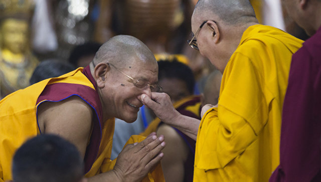 Далай-лама посоветовал, как избавиться от страданий